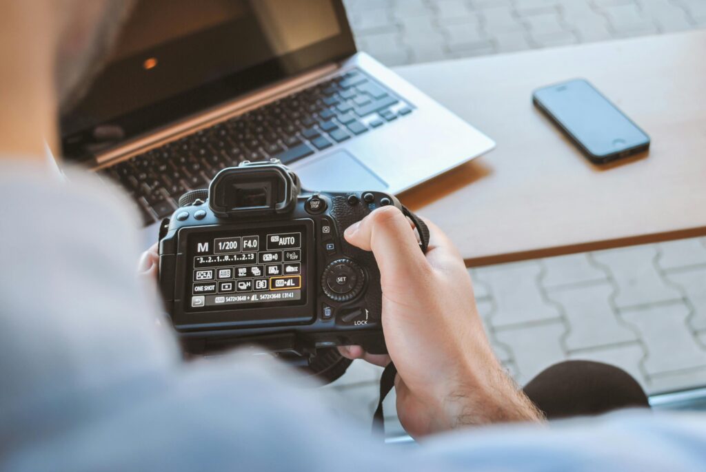Avec notre service de photographie professionnelle, nous sublimons l’attrait de votre propriété pour la rendre irrésistible.